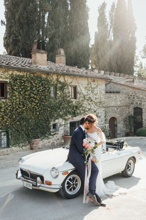 Destination Wedding Welcome Bag, Elopement Wedding Dresses, Amalfi Coast Wedding, Dream Destination Wedding, Lake Como Wedding, Wedding Inspiration Fall, Tuscany Wedding, Honey And Cinnamon, Golden Light