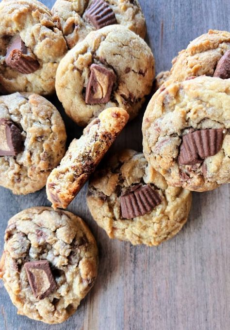 Peanut Butter Cookies With Mini Reeses Cups, Reece’s Peanut Butter Cookies, Reese Cup Recipes, Reese's Peanut Butter Cookies, Reese’s Peanut Butter Cup Recipes, Reese’s Cookies Recipe, Reese’s Cup Cookies, Recess Cookies, Reeces Cup Cookies