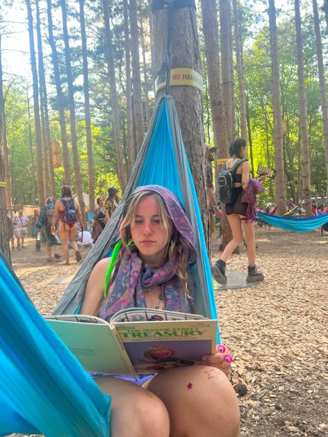 Electric Forest Campsite, Rave Outfits Electric Forest, Lsdream Outfit, Nature Rave Outfit, Wook Outfit Rave, Subtronics Outfit, Wook Rave Girl, Rave Camping Ideas, Wook Rave Aesthetic