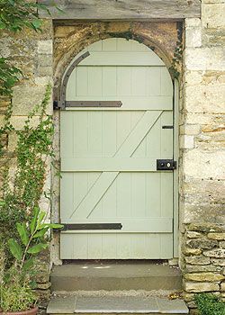 The Top Ten Front Door Paint Colours For Cotswold Stone Houses Farrow And Ball Front Door, Chartwell Green Front Door, Guilford Green, Country Front Door, Cotswold Stone, Cotswold Cottage, Best Front Doors, Green Front Doors, Front Door Paint Colors