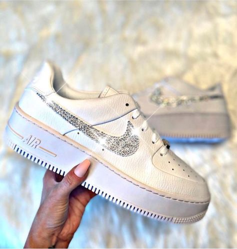 Nike Wedding, Nike Air Force Shadow, Women Air Force 1, Wedding Sneakers For Bride, Bling Nike Shoes, Swarovski Nike, Bridal Sneakers, Custom Nike Air Force, Shoes Bride