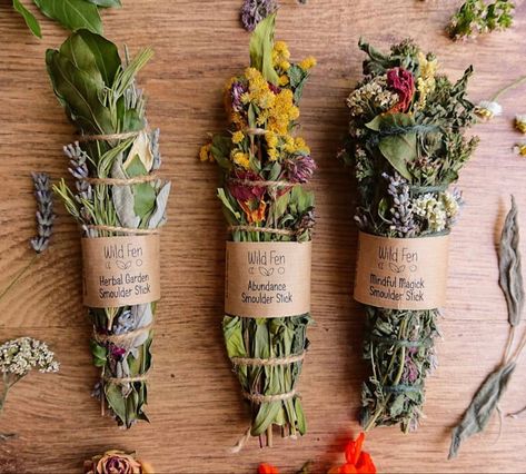 Flowers For Dried Arrangements, Mother Earth Theme Party, How To Make Smudge Sticks Diy, Apothecary Packaging, Smudge Sticks Diy, Nooks And Crannies, Magia Das Ervas, Magic Herbs, Witchy Crafts