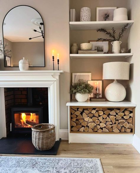 Fireplace Alcove Ideas, Edwardian House Interior, London House Interior, Alcove Ideas Living Room, Interior Design Living Room Warm, Snug Room, Built In Shelves Living Room, Fireplace Shelves, Country House Interior