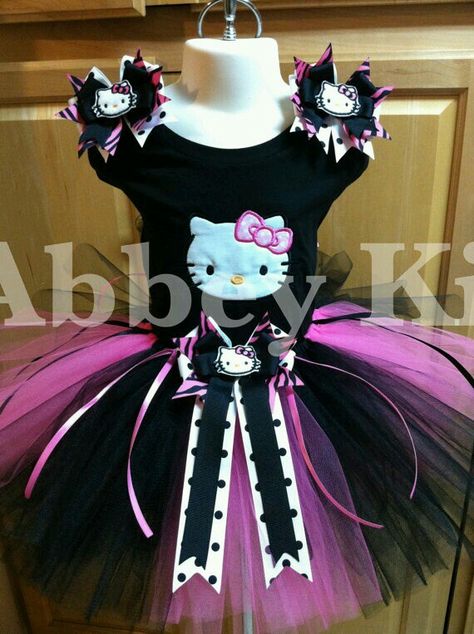 Kitty Birthday Party Ideas Hello Kitty, Hello Kitty Tutu, Hello Kitty Birthday Theme, Hello Kitty Theme Party, Ideas Birthday Party, Diy Tutus, Tutu Tutorial, Hello Kitty Birthday Party, Diy Tutu