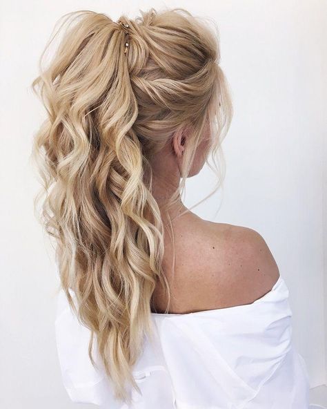 Prom Hair Updo, Flot Makeup, Vlasové Trendy, Braided Hairstyles Updo, Braided Updo, Wedding Hair And Makeup, Homecoming Hairstyles, Hair Dos, Ponytail Hairstyles