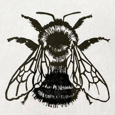 Pressed between two pieces of glass, this original bumble bee linoleum print floats, allowing light to shine through the frame and beauty to shine in your home. Bee Lino Print, Space Linocut, Linoleum Print Ideas, Bee Linocut, Bumble Bee Illustration, Linoleum Prints, Linoleum Printmaking, Spot Illustration, Honeybee Art