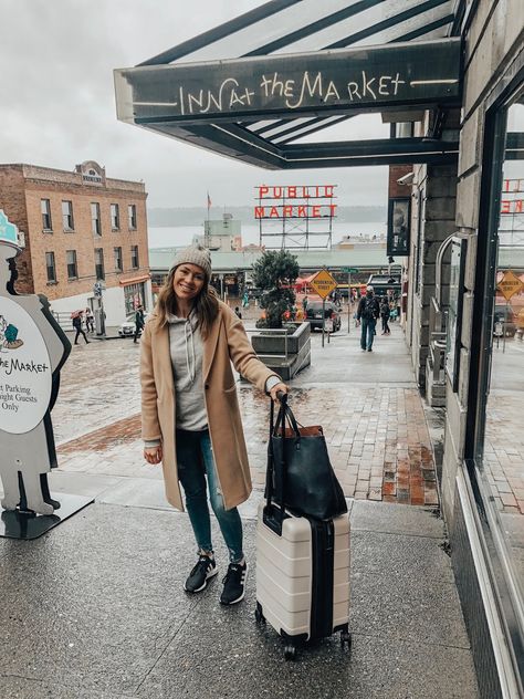 Outfit Inspo For Seattle, Winter In Seattle Outfit, Outfits For Seattle Winter, Seattle Trip Outfit, Seattle Washington Outfits, Seattle Fall Outfits, Seattle Outfits Summer, Seattle Street Fashion, Seattle Aesthetic Outfit