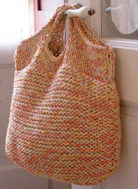 Easy Bag, Easy Knitting Patterns Free, Knitting Bag Pattern, Knit Purse, Knitting Tote Bag, Knitting Tote, Big Knits, Beginner Knitting Patterns, Knitted Bag