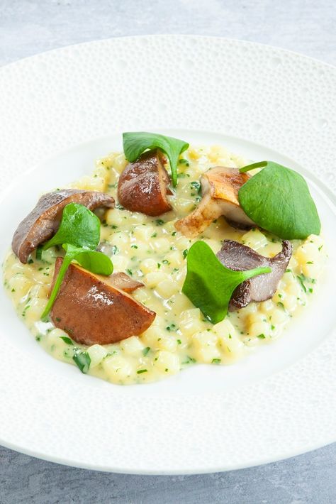 Risotto Recipes Cheese, Risotto Recipes Vegetarian, Cheese Risotto, Vegetarian Risotto, Seafood Risotto, Mushroom Risotto Recipes, Fancy Dinner Recipes, Elegant Food, Great British Chefs