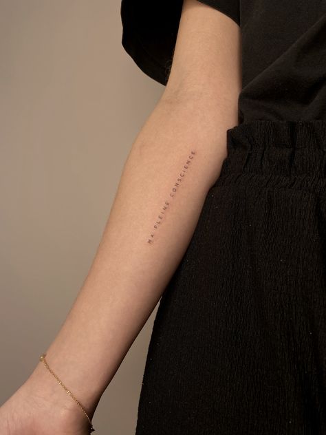 Small Script Tattoo Arm, Vertical Script Tattoo, Arm Tattoo Script, Script Tattoo Arm, Tiny Script Tattoo, Ls Tattoo, Small Script Tattoo, Script Tattoo Placement, Tattoo Needle Sizes