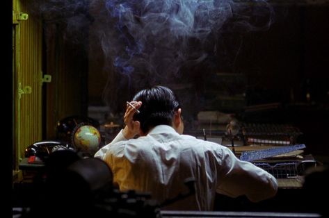 Maggie Cheung, Beau Film, In The Mood For Love, Mood For Love, Hd Love, Septième Art, Movie Shots, Mood Wallpaper, Film Grab