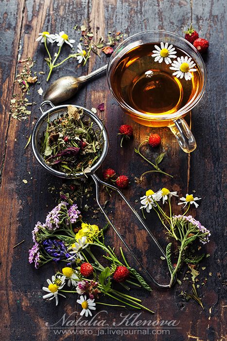 Pinterest // Zoe Green Tea And Flowers, Reiki Massage, Health Spa, Yerba Mate, Valerian, A Cup Of Tea, My Cup Of Tea, Flower Tea, Tea Blends