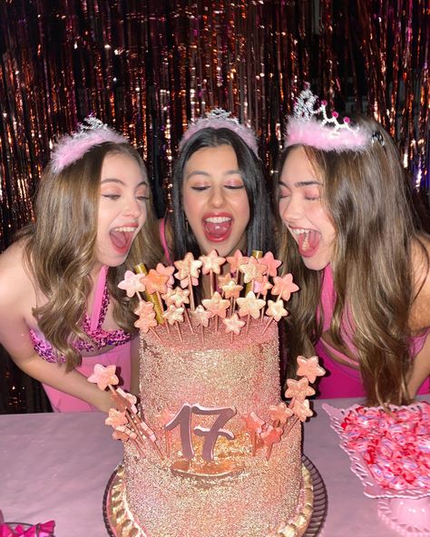 Trio Birthday Party, Bff Birthday Party, Happy Birthday Wishes For Sister, Sweet Sixteen Birthday Party Ideas, 17th Birthday Ideas, 21st Bday Ideas, Girly Birthday Party, 16th Birthday Decorations, Wishes For Sister