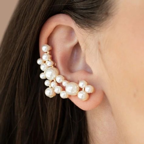 A Collection Of Bubbly White Pearls Dot A Shiny Gold Frame That Branches Up The Ear For A Modern, Timeless Twist. Earring Attaches To A Standard Post Fitting. Features A Clip-On Fitting At The Top For A Secure Fit. Southern Charms, Ear Crawler Earrings, Ear Crawlers, Crawlers Earrings, Paparazzi Accessories, The Ear, Paparazzi Jewelry, White Earrings, Shiny Silver