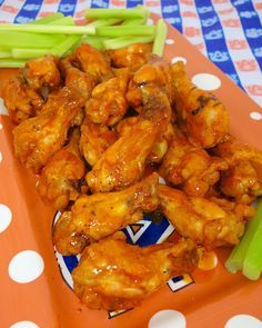 Dirty Steve's Wings adapted from Food Network (Printable Recipe) Sauce 2 cups red hot sauce (I used Crystal's hot sauce) 1/2 cup melted bu... Easy Baked Chicken Wings, Football Friday, Plain Chicken, Tailgating Recipes, Easy Baked Chicken, Baked Chicken Wings, Southern Food, Hot Wings, Corn Dogs