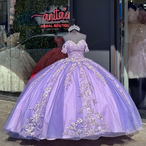 Rapunzel Quinceanera, Quince Purple, Quince Theme Ideas, Rapunzel Theme, Tangled Dress, Purple Quinceanera, Purple Quinceanera Dresses, Quincenera Dresses, Purple Quince