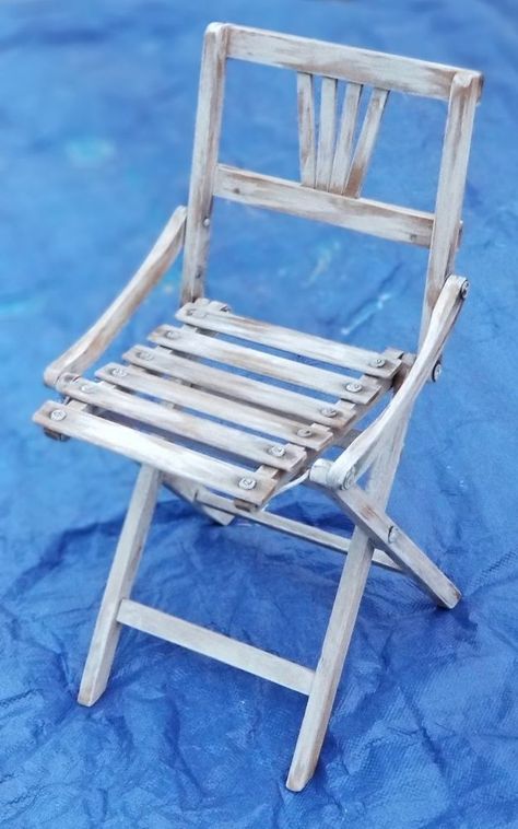 I picked up this child's wooden folding chair last summer at a flea market. It has been sitting in my garage, waiting for inspiration (or, at least, for me to remember it was there). Anyway, flash forward to today...the day I remembered it and dug it out of the project pile. I've been doing projects lately that have required a bit of energy, and dare I say, enthusiasm. Today, however, I was fresh out of both but I still wanted to accomplish something. I dedicate this project to those I… Wooden Furniture Makeover, Beach Chairs Diy, Vintage Metal Chairs, Upcycle Chair, Chair Diy, Wooden Folding Chairs, Front Door Makeover, Pool Chairs, Metal Chair