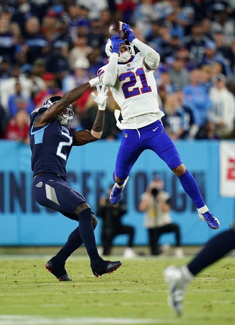 Damar Hamlin Buffalo Bills, Jordan Poyer, Jim Kelly Buffalo Bills, Stefan Diggs Buffalo Bills, Bruce Smith Buffalo Bills, Nfl Bills, Buffalo Bills Football, Bills Football, American Football League