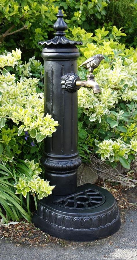 Garden Faucet, Casa Country, Faucet Design, Classic Garden, Water Faucet, Garden Fountains, Garden Features, Garden Structures, Veggie Garden