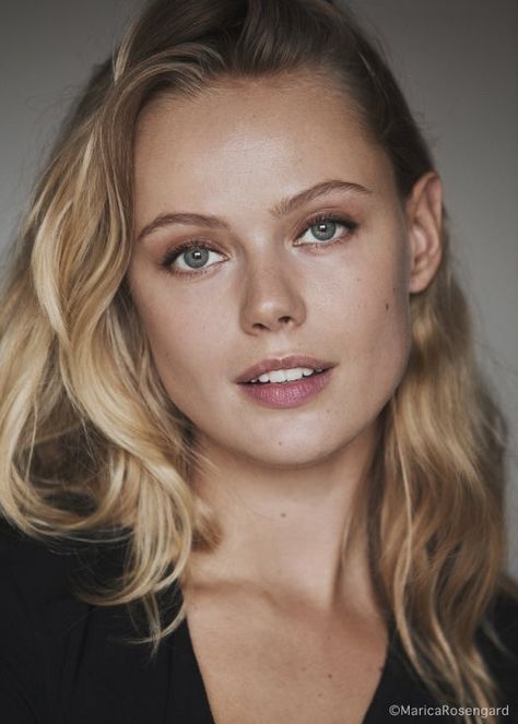 Swedish actress Frida Gustavsson. : ladyladyboners Purva Ashada, Rebecca Ferguson Actress, Purva Phalguni, Alice Englert, Ginta Lapina, Kate Moss 90s, Karmen Pedaru, Frida Gustavsson, Edie Campbell