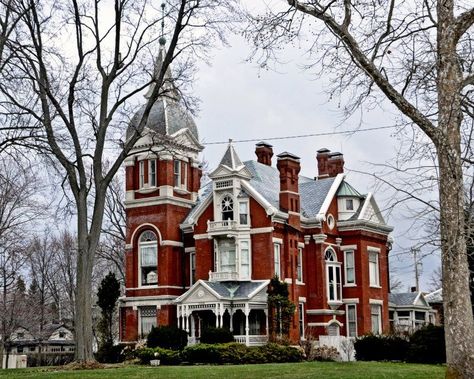 Findlay Ohio, Ohio House, Brick Homes, Victoria House, Victorian Beauty, Beautiful Home Gardens, Victorian Style Homes, Brick Art, Vintage Homes