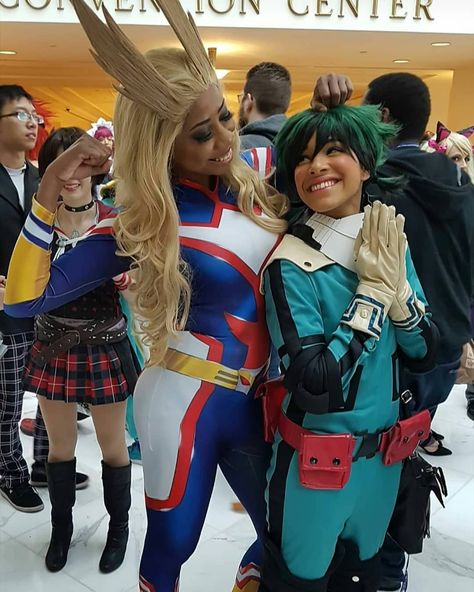 All Might with Deku (@rirismi), My Hero Academia - panteronacosplay Genderbent Cosplay, All Might Cosplay, Gender Bend Cosplay, Black Cosplayers, Deku Cosplay, My Hero Academia Cosplay, Mha Cosplay, Cute Ferrets, All Might