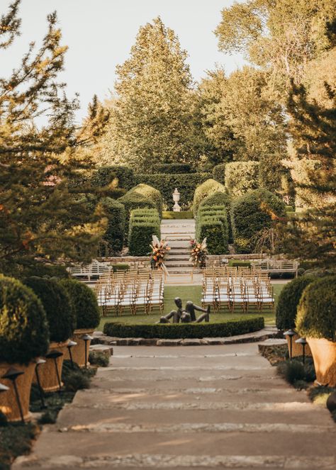 Dallas Texas Wedding Venues, Estate Wedding Decor, Dallas Arboretum Engagement Photos, Elope Photography, Outdoor Wedding Venues Texas, Wedding Venue Dallas, Seafoam Wedding, Dallas Arboretum Wedding, Gorgeous Wedding Venues