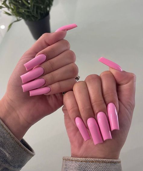 Rosa Barbie, Sephora Gift, Barbie Nails, Sephora Gift Card, Pink Nail, Summer Nails Colors, Gel Nail Designs, Birthday Nails, Luxury Nails