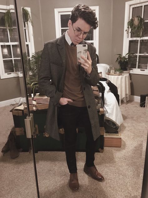 dark academia | Tumblr Casual Dark Academia Outfits, Dark Academia Outfits Men, Dark Academia Men, Academia Aesthetic Outfit Men, Academia Aesthetic Outfit, Dark Academia Outfits, Dark Academia Clothes, Dark Academia Outfit, Dark Academia Style