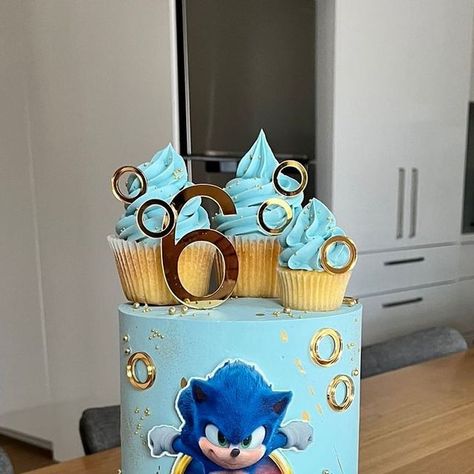 cakedbykatrina on Instagram: "It’s birthday season in my little family the next few months so cue cake spam.  And we are kicking things off with my nephews Sonic cake. Felt good to be creating again.  . . . 6 topper and rings @dmplabels  Edible image @deezeedesigns  Sprinkles @lurasprinklesandsupplies  Sky blue @colour.mill  Gold luster @fayecahillcakedesign  . . . #cake #cakes #cakesofinstagram #cakesofinsta #cakeoftheday #cakeoftheweek #sonic #soniccake #soniccakes #boycake #boysbirthdaycake #smbc ##cakelover #cakelove #cakelicious #cakelife #cakestyle #cakestyling #cakestylist #hobbybaker #bakerlife #mumlife" Sonic Cake Pops, Sonic Birthday Cake, Sonic Cake, Sky Blue Colour, Sonic Birthday Parties, Sonic Birthday, Fashion Cakes, Little Family, Cake Lover