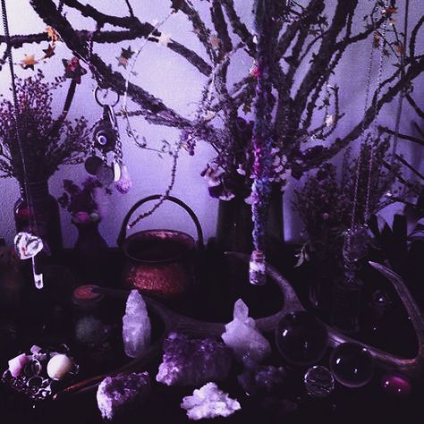 Purple Witch Aesthetic Wallpaper Iphone, Wizard Aesthetic Purple, Purple Psychic Aesthetic, Purple Witchcraft Aesthetic, Light Purple Halloween Aesthetic, Emo Witch Aesthetic, Dark Purple Witch Aesthetic, Sorcery Aesthetic, Witch Aesthetic Purple