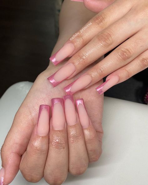 Pink French Chrome Nails, Chrome Pink French Tip Nails, Pink Chrome Nails French Tip, Pink Chrome Tips, Pink Chrome French Tip, Pink Chrome French Tip Nails, Pink Chrome French, Chrome French Tips, Magenta Nails