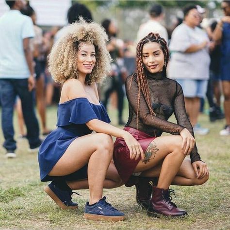 Afro punk festival 2017 @halo577 Afro Festival, Afro Punk Festival, Afro Punk Outfits, Black Hair Tips, Punk Festival, Afro Punk Fashion, Model Ideas, Mixed Hair, Concert Looks