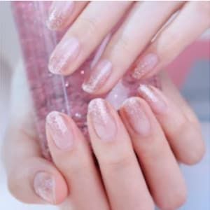 Nail Shine, Curved Nails, Gel Nail Strips, Ombre Nails Glitter, Nails Glitter, Glam Nails, Uñas Acrilicas, Strong Nails, Clean Nails