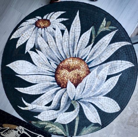 Furniture_Mosaic_Design - Furniture_Mosaic_Artwork - Furniture_Mosaics Mosaic Artwork Ideas, Marble Artwork, Tile Mosaic Art, Mosaic Mural, Mosaic Furniture, Mosaic Art Diy, Mosaic Art Projects, Mosaic Murals, Floral Mosaic