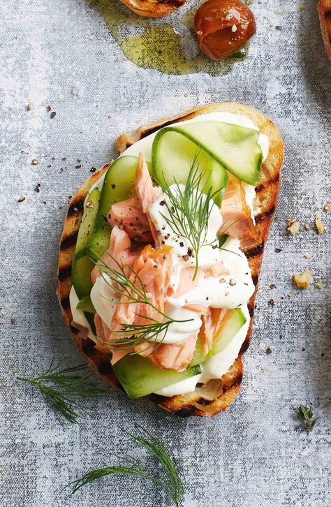 This bruschetta blends hot-smoked salmon with crispy cucumber and creme fraiche for an impressive starter. Bruschetta Ideas, Crispy Cucumber, Salmon Bruschetta, Smoked Salmon Starter, Salmon Starter, Smoked Salmon Appetizer, Salmon Appetizer, Smoked Salmon Recipes, Herb Roasted Potatoes