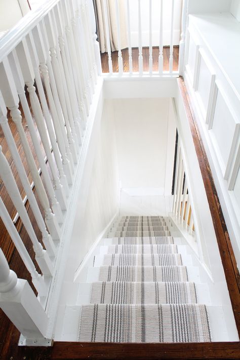 Hardwood Stairs Makeover with Annie Selke's Dash and Albert - Farmhouse on Boone Stairs With Runner, Landing Decor, Farmhouse Stairs, Stairs Runner, Top Of Stairs, Staircase Runner, White Stairs, Stair Makeover, Hardwood Stairs