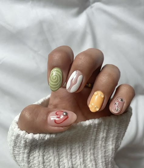 Mismatched Nails Summer, Mismatched Nail Art, Interesting Nails, Mismatched Nails, Match Nails, Mix Match Nails, Summer Sets, Nails Now, Baby Nails