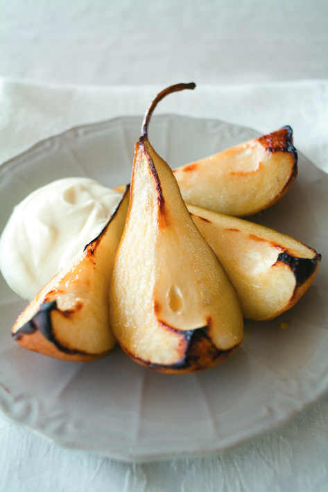 Grilled Pears, Pears Recipes, Bountiful Baskets, Spit Roast, Grilled Foods, Healthy Food Guide, Grilled Fruit, Pear Recipes, Outdoor Food