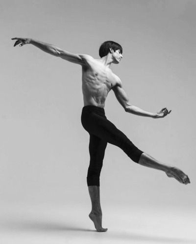 Men Dance Poses, Ballet Poses Reference, Male Dance Poses, Male Dancer Pose, Men In Ballet, Male Dancer Photography, Male Ballerina Poses, Male Ballet Poses, Male Ballet Photography