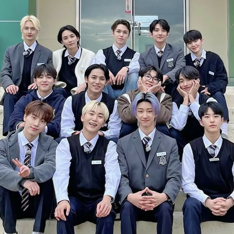 Svt Grp Photo, Svt Pfp Ot13, Svt Ot13 Aesthetic, Svt 0t13, Seventeen Cute Group Photo, Seventeen Group Pic, Seventeen Group Picture, Svt Ot13 Icon, Seventeen Ot13 Icon