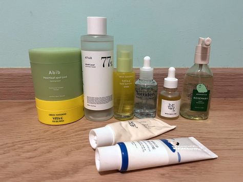 Olive Young Products, Olive Young Korea, Trip To Korea, Beauty On A Budget, Rosemary Green, Korean Sunscreen, No Makeup Makeup, Green Tangerine, Shopping Haul