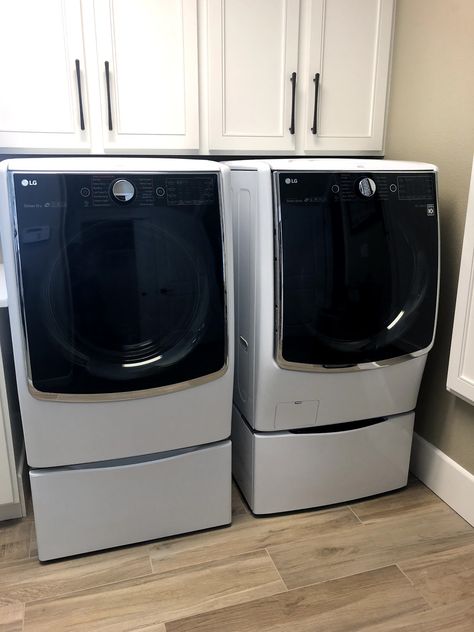 Need help deciding on which washer and dryer to buy?  Top loader? Front loader?  Aye yaye yaye, the possibilities are endless.  Check out this blog for some helpful tips on what washer and dryer to buy. #rcwilley #lgtoploader #lg #frontloader #toploader #washingmachine #dryer Lg Washer And Dryer, New Washer And Dryer, Front Load Washer, Top Loaders, Top Loader, Dryers, Washer Dryer, Washer And Dryer, Helpful Tips