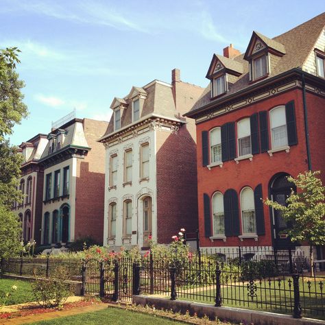 St Louis Neighborhoods, Saint Louis Arch, Jesus Tomb, Effect Photo, Lafayette Square, Industrial District, Cathedral Basilica, Magic House, Suburban House