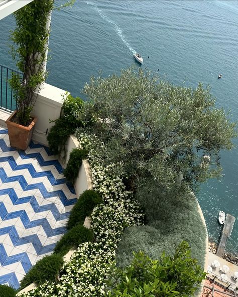 last day in amalfi, off to Roma ✌️ @borgosantandreaamalfi - the most beautiful hotel I have ever seen #borgosantaandrea #amalfi #amalficoast #amalfi Italy Summer In Italy, Amalfi Italy, Beautiful Hotels, Top Hotels, May 7, Amalfi Coast, Travel Advice, Amalfi, Travel Experience