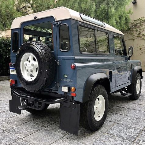 Classic Defender, Defender Camper, Car Icons, Dream Cars Jeep, Land Rover Defender 90, Defender 90, Defender 110, Land Rover Series