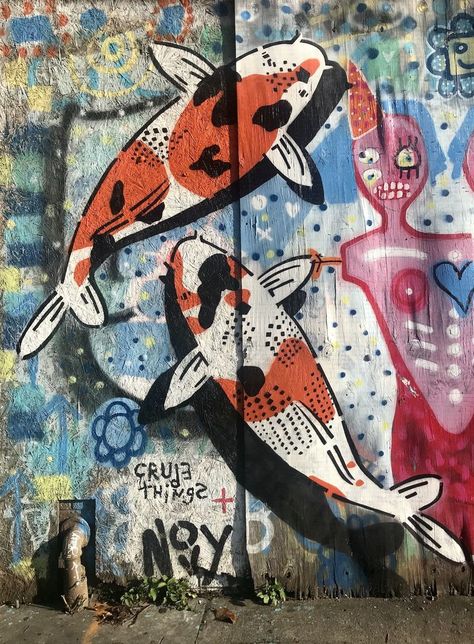 Graffiti Pieces, Happy Fishing, Graffiti Piece, Southern Art, Propaganda Art, Graffiti Murals, Art Walk, Under Water, Fish Painting