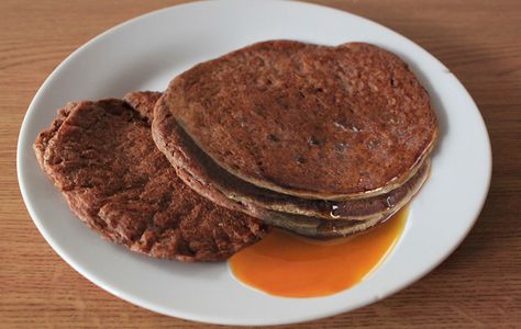 Acorn pancake Acorn Flour, Wild Edibles, Breakfast Tea, Wild Food, Edible Plants, Pancake Recipe, Local Food, Food Guide, Pancakes