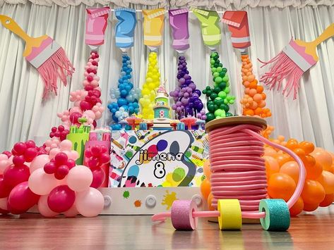 • Decoración para una fiesta con mucho arte 🎨  ✭ Créditos ▸ @designplanplay  #ecumple #DIY #ideas #DIYDecor #QuedateEnCasa Gracie Corner, Painting Birthday Party, Crayon Painting, Slime Party, Glitter Jewelry, Paper Dolls Clothing, Painting Birthday, Art Birthday Party, Endless Opportunities