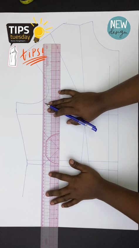 sewingwithoyeyemifash on Instagram: This is my routine anytime I’m making a new garment for myself (the one in my last reel is what I use for my clients). I trace out my… Sewing Illustration, Construction Lines, My Routine, Pattern Template, Use Me, Pattern Drafting, Save My Life, My Last, Grain